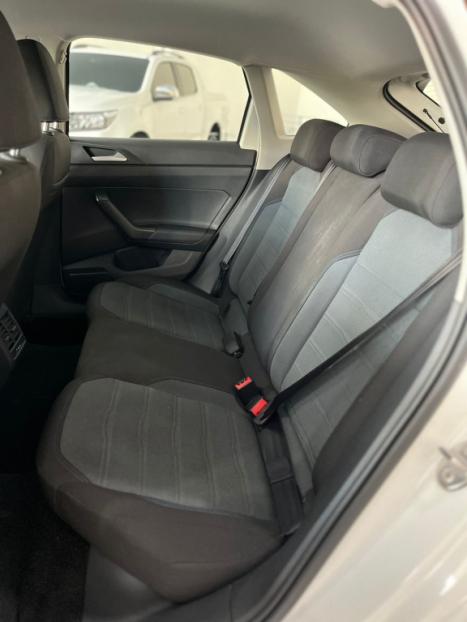 VOLKSWAGEN Nivus 1.0 4P FLEX 200 TSI COMFORTLINE TURBO AUTOM�TICO, Foto 9