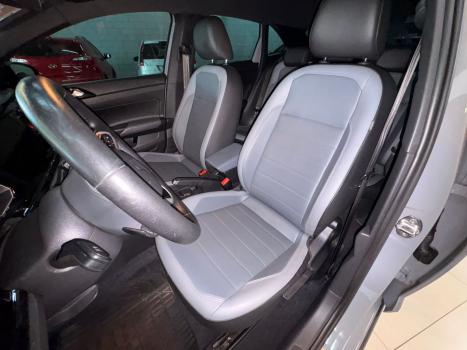 VOLKSWAGEN Nivus 1.0 4P FLEX 200 TSI HIGHLINE TURBO AUTOM�TICO, Foto 3