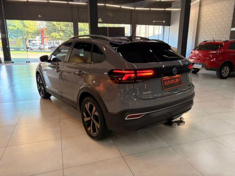 VOLKSWAGEN Nivus 1.0 4P FLEX 200 TSI HIGHLINE TURBO AUTOM�TICO, Foto 16