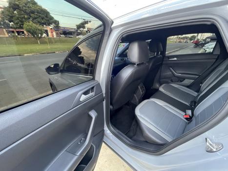 VOLKSWAGEN Nivus 1.0 4P FLEX 200 TSI HIGHLINE TURBO AUTOM�TICO, Foto 11
