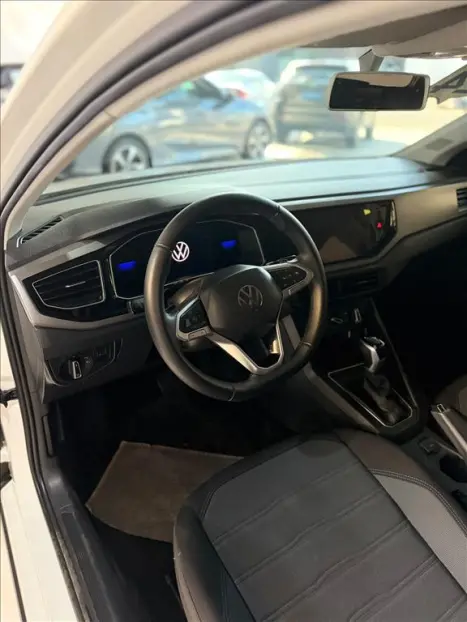 VOLKSWAGEN Nivus 1.0 4P FLEX 200 TSI COMFORTLINE TURBO AUTOM�TICO, Foto 4