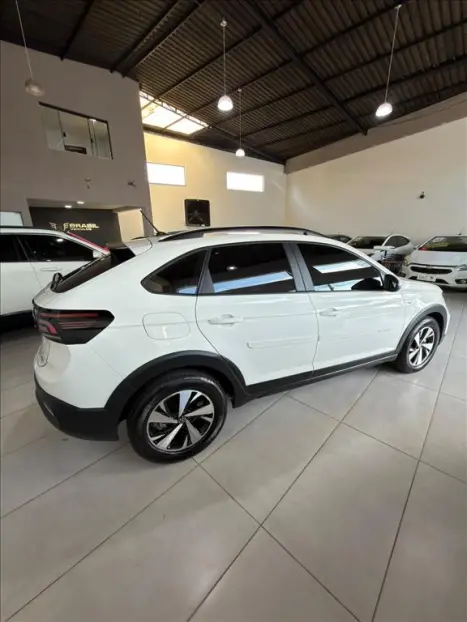 VOLKSWAGEN Nivus 1.0 4P FLEX 200 TSI COMFORTLINE TURBO AUTOM�TICO, Foto 9