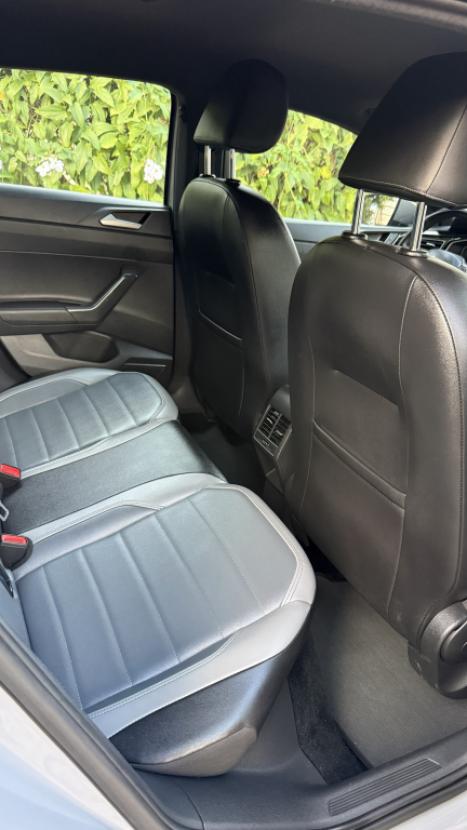 VOLKSWAGEN Nivus 1.0 4P FLEX 200 TSI HIGHLINE TURBO AUTOM�TICO, Foto 7