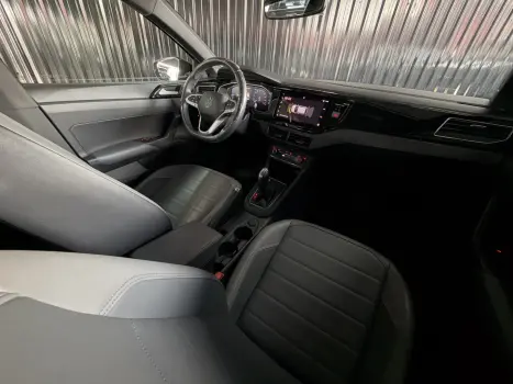 VOLKSWAGEN Nivus 1.0 4P FLEX 200 TSI HIGHLINE TURBO AUTOMÁTICO, Foto 9