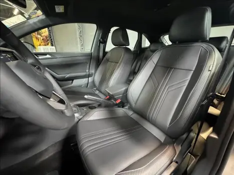 VOLKSWAGEN Nivus 1.0 4P FLEX 200 TSI HIGHLINE TURBO AUTOMÁTICO, Foto 12