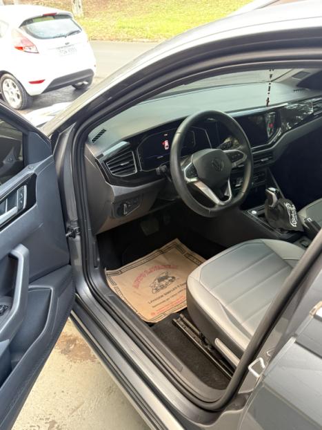 VOLKSWAGEN Nivus 1.0 4P FLEX 200 TSI HIGHLINE TURBO AUTOMÁTICO, Foto 4