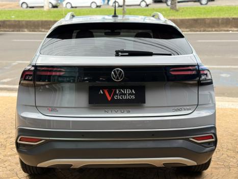 VOLKSWAGEN Nivus 1.0 4P FLEX 200 TSI HIGHLINE TURBO AUTOMÁTICO, Foto 3