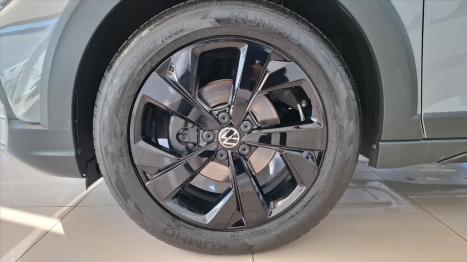 VOLKSWAGEN Nivus 1.0 4P FLEX 200 TSI HIGHLINE TURBO AUTOMÁTICO, Foto 12