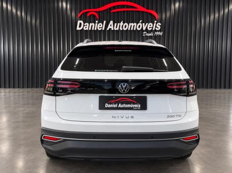 VOLKSWAGEN Nivus 1.0 4P FLEX 200 TSI COMFORTLINE TURBO AUTOMÁTICO, Foto 4