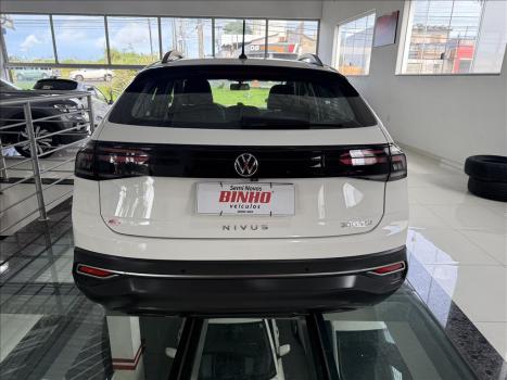 VOLKSWAGEN Nivus 1.0 4P FLEX 200 TSI COMFORTLINE TURBO AUTOMÁTICO, Foto 4