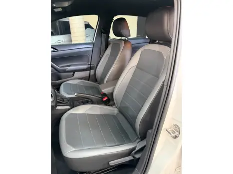 VOLKSWAGEN Nivus 1.0 4P FLEX 200 TSI HIGHLINE TURBO AUTOMÁTICO, Foto 10