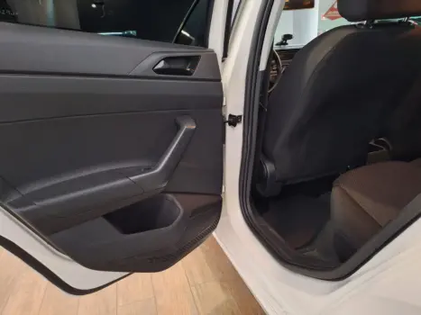 VOLKSWAGEN Polo Hatch 1.0 12V 4P MPI FLEX, Foto 6