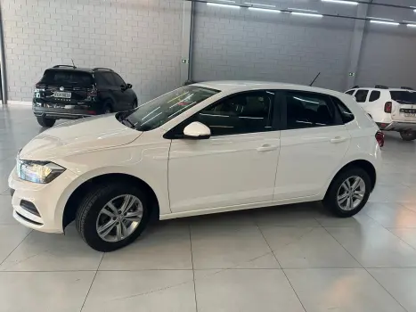 VOLKSWAGEN Polo Hatch 1.0 16V 4P, Foto 6 VOLKSWAGEN Polo Hatch 1.0 16V 4P, Foto 6