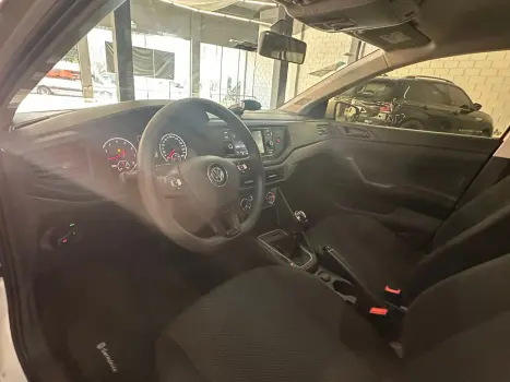 VOLKSWAGEN Polo Hatch 1.0 16V 4P, Foto 19 VOLKSWAGEN Polo Hatch 1.0 16V 4P, Foto 19