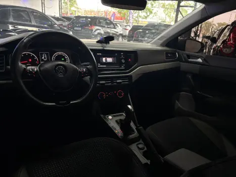 VOLKSWAGEN Polo Hatch 1.0 12V 4P 200 TSI  COMFORTLINE AUTOMTICO, Foto 8