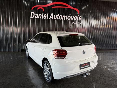 VOLKSWAGEN Polo Hatch 1.0 12V 4P 200 TSI HIGHLINE AUTOM�TICO, Foto 4