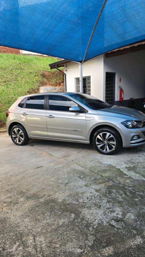 VOLKSWAGEN Polo Hatch 1.0 12V 4P 200 TSI  COMFORTLINE AUTOM�TICO, Foto 19