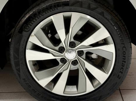 VOLKSWAGEN Polo Hatch 1.0 12V 4P 200 TSI  COMFORTLINE AUTOM�TICO, Foto 14