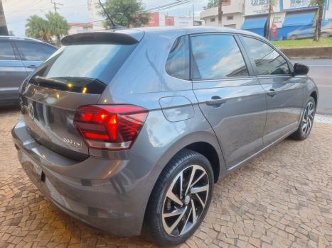 VOLKSWAGEN Polo Hatch 1.0 12V 4P 200 TSI HIGHLINE AUTOM�TICO, Foto 6