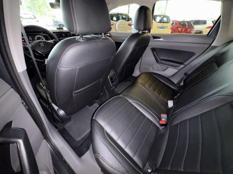 VOLKSWAGEN Polo Hatch 1.0 12V 4P 200 TSI  COMFORTLINE AUTOM�TICO, Foto 13