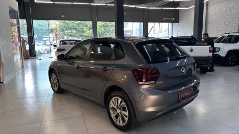 VOLKSWAGEN Polo Hatch 1.0 12V 4P 200 TSI  COMFORTLINE AUTOM�TICO, Foto 13