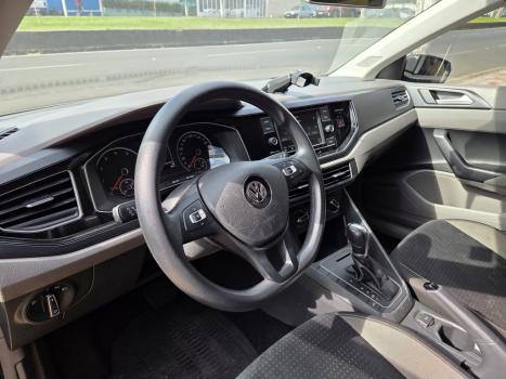 VOLKSWAGEN Polo Hatch 1.0 12V 4P 200 TSI  COMFORTLINE AUTOM�TICO, Foto 11