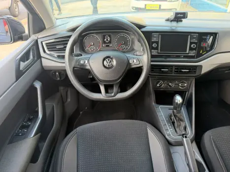 VOLKSWAGEN Polo Hatch 1.0 12V 4P 200 TSI  COMFORTLINE AUTOM�TICO, Foto 9