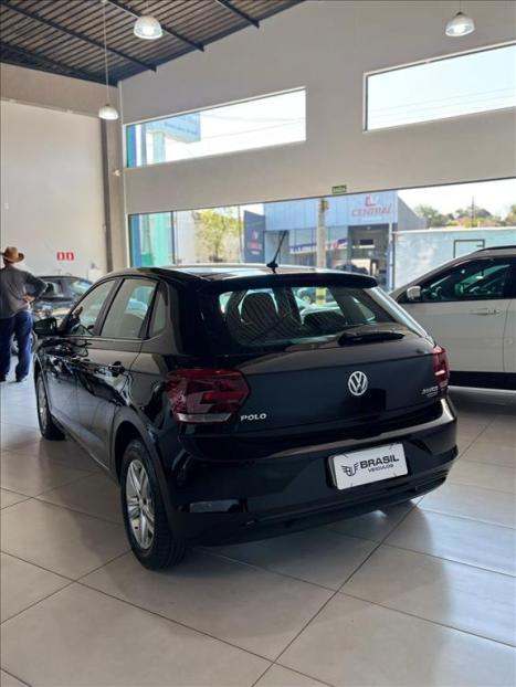 VOLKSWAGEN Polo Hatch 1.0 12V 4P 200 TSI  COMFORTLINE AUTOM�TICO, Foto 4