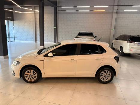 VOLKSWAGEN Polo Hatch 1.0 12V 4P 200 TSI  COMFORTLINE AUTOM�TICO, Foto 20