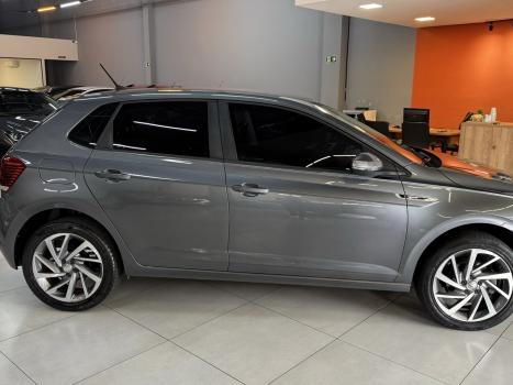 VOLKSWAGEN Polo Hatch 1.0 12V 4P 200 TSI HIGHLINE AUTOM�TICO, Foto 14