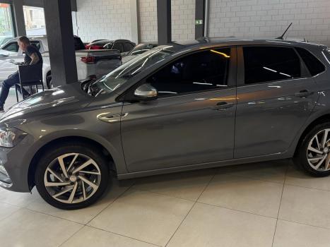 VOLKSWAGEN Polo Hatch 1.0 12V 4P 200 TSI HIGHLINE AUTOM�TICO, Foto 18