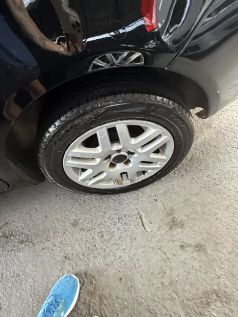 VOLKSWAGEN Polo Sedan 1.6 4P COMFORTLINE FLEX, Foto 2