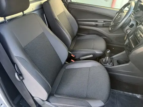 VOLKSWAGEN Saveiro 1.6 FLEX MSI ROBUST CABINE SIMPLES, Foto 8