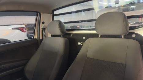 VOLKSWAGEN Saveiro 1.6 16V FLEX MSI ROBUST CABINE SIMPLES, Foto 6