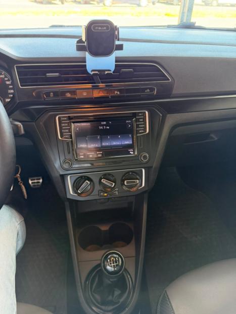 VOLKSWAGEN Saveiro 1.6 G7 CABINE DUPLA CROSS FLEX, Foto 12