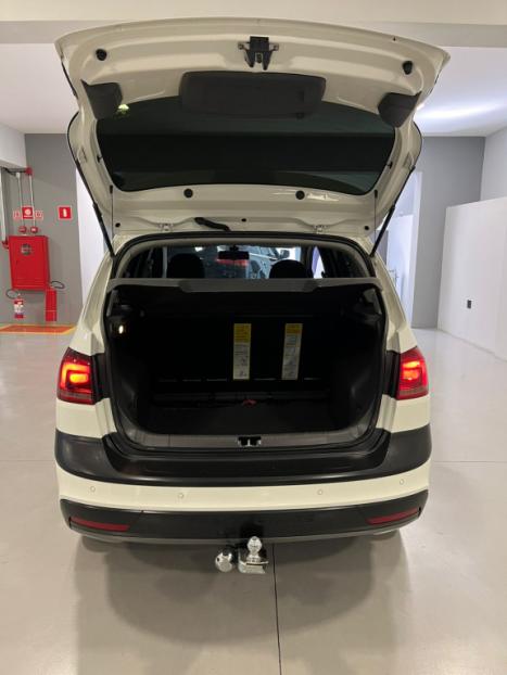 VOLKSWAGEN Space Cross 1.6 4P FLEX, Foto 10