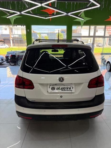 VOLKSWAGEN Space Cross 1.6 4P FLEX, Foto 5
