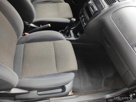 VOLKSWAGEN Space Fox 1.6 4P FLEX SPORTLINE, Foto 6