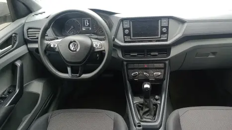 VOLKSWAGEN T-Cross 1.0 4P 200 TSI FLEX SENSE AUTOMÁTICO, Foto 11 VOLKSWAGEN T-Cross 1.0 4P 200 TSI FLEX SENSE AUTOMÁTICO, Foto 11