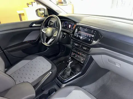 VOLKSWAGEN T-Cross 1.0 4P 200 TSI FLEX COMFORTLINE AUTOMÁTICO, Foto 10 VOLKSWAGEN T-Cross 1.0 4P 200 TSI FLEX COMFORTLINE AUTOMÁTICO, Foto 10