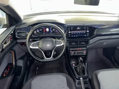 VOLKSWAGEN T-Cross 1.0 4P 200 TSI FLEX COMFORTLINE AUTOMÁTICO, Foto 14 VOLKSWAGEN T-Cross 1.0 4P 200 TSI FLEX COMFORTLINE AUTOMÁTICO, Foto 14