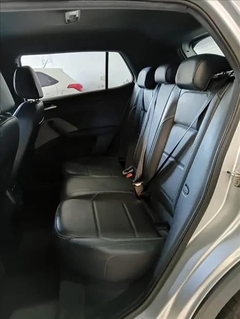 VOLKSWAGEN T-Cross 1.4 4P 250 TSI FLEX HIGHLINE AUTOMTICO, Foto 7