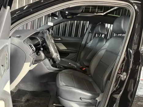 VOLKSWAGEN T-Cross 1.4 4P 250 TSI FLEX HIGHLINE AUTOMTICO, Foto 10