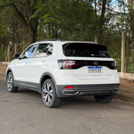 VOLKSWAGEN T-Cross 1.0 4P 200 TSI FLEX COMFORTLINE AUTOM�TICO, Foto 3