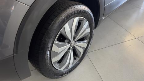 VOLKSWAGEN T-Cross 1.4 4P 250 TSI FLEX HIGHLINE AUTOM�TICO, Foto 13