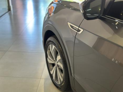 VOLKSWAGEN T-Cross 1.4 4P 250 TSI FLEX HIGHLINE AUTOM�TICO, Foto 15