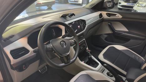 VOLKSWAGEN T-Cross 1.4 4P 250 TSI FLEX HIGHLINE AUTOM�TICO, Foto 15