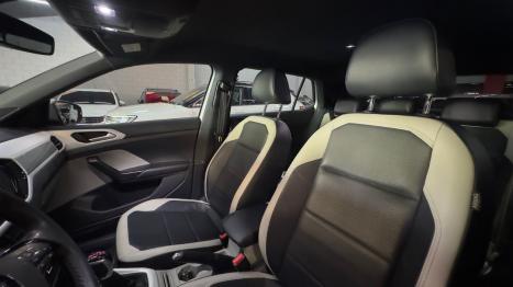 VOLKSWAGEN T-Cross 1.4 4P 250 TSI FLEX HIGHLINE AUTOM�TICO, Foto 20