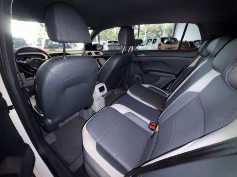 VOLKSWAGEN T-Cross 1.4 4P 250 TSI FLEX HIGHLINE AUTOM�TICO, Foto 14