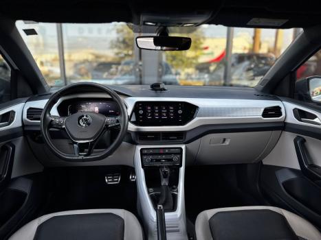 VOLKSWAGEN T-Cross 1.4 4P 250 TSI FLEX HIGHLINE AUTOM�TICO, Foto 17